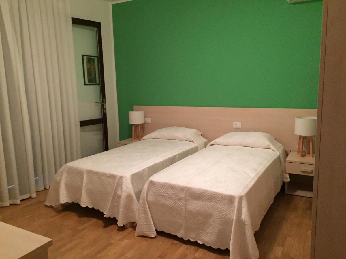 Picchio verde San Giuseppe  Buitenkant foto